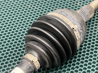 полуось передняя левая, ориг. номер 7P0407271C, 7P0407271A, 7P0407271B, Volkswagen Touareg 2002-2007