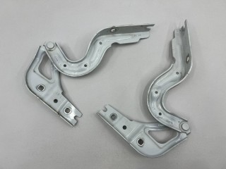 Петля капота, ориг. номер 2GJ823302A, 2GJ823301A, Volkswagen Taos 2020-2024