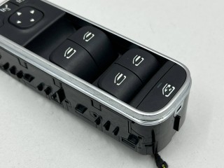 блок управления стеклоподъемниками передней левой, ориг. номер A1679059803, Mercedes-Benz A W177 2018-2023