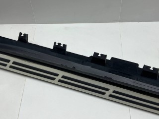 Накладка на порог правая, ориг. номер 51777440906, BMW X5 G05 рест 2023-2026