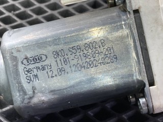 моторчик стеклоподъемника передний правый, ориг. номер 8K0959802B, Audi S7 4G 2012-2014