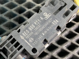 датчик удара передний, ориг. номер 8E0959651A, Audi A3 8P [рестайлинг] 2004-2008