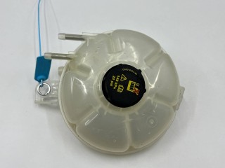 бачок расширительный, ориг. номер LX618A080GC, DG938101AA, Ford Escape 4 CX482 2019-2022