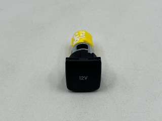 прикуриватель, ориг. номер LJ6T19G310AA, Ford Mustang Mach-E 2020-2026