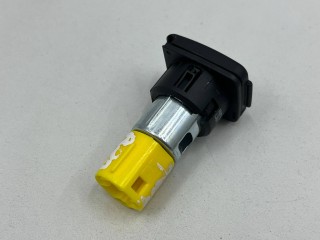 прикуриватель, ориг. номер LJ6T19G310AA, Ford Mustang Mach-E 2020-2026