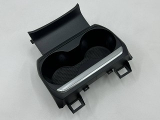 Подстаканник, ориг. номер 26368657, 26344856, GMC Terrain 3 2024-2026