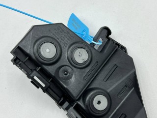 крепление заднего бампера правое, ориг. номер 26560607, GMC Terrain 3 2024-2026