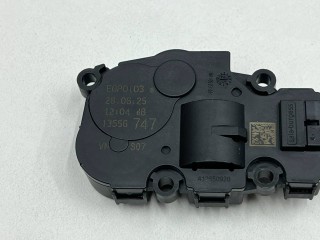 моторчик заслонки печки, ориг. номер 13556747, GMC Acadia 3 2024-2026