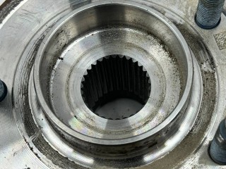 ступица передняя, ориг. номер 13546719, Chevrolet Equinox 4 2024-2026