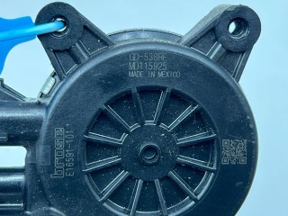 моторчик стеклоподъемника задний правый, ориг. номер 26492780, Chevrolet Equinox 4 2024-2026