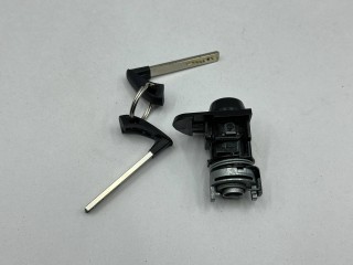 личинка дверного замка передней левой, ориг. номер 250613, 13553646, Chevrolet Blazer EV 2023-2026