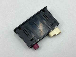 разъем AUX / USB, ориг. номер A2478204002, Mercedes-Benz CLA C118 2019-2023