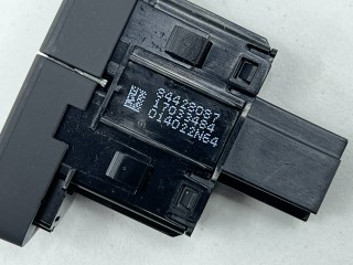 кнопка аварийной сигнализации, ориг. номер 84428087, GMC Terrain 2 рест