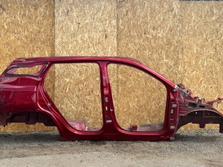 боковина кузова правая GMC Terrain 2 рест, внедорожник 5 дв.