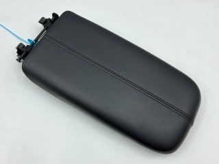 центральный подлокотник, ориг. номер 84500304, 84500551, Chevrolet Equinox 3 [рестайлинг] 2021-2024