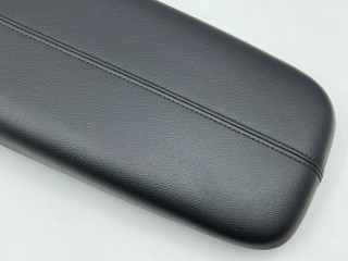 центральный подлокотник, ориг. номер 84500304, 84500551, Chevrolet Equinox 3 [рестайлинг] 2021-2024