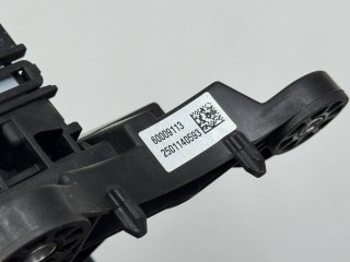 Кулиса, ориг. номер 60009113, Chevrolet Trax 2 2023-2026
