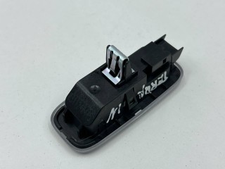 фонарь салона (плафон), ориг. номер 22893070, Chevrolet Equinox 3 [рестайлинг] 2021-2024