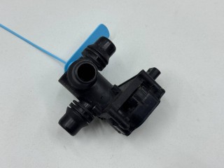 клапан системы охлаждения, ориг. номер A0005061500, Mercedes-Benz CLE C236 2023-2026