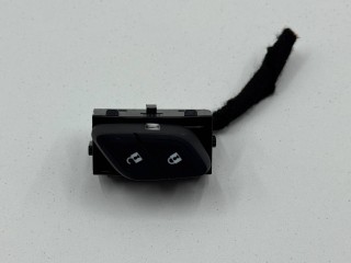 кнопка центрального замка Chevrolet Trax 2 2023-2026, 84546241
