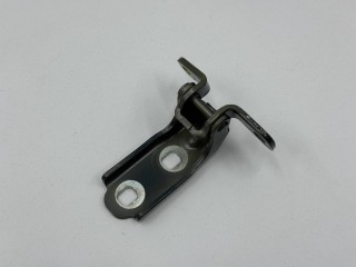 петля двери передней левой, ориг. номер 13501716, Chevrolet Silverado T1XX 2019-2022