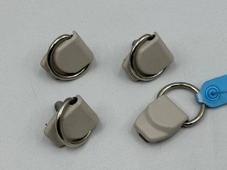 крючок крепежный, ориг. номер A0998600700, Mercedes-Benz EQC N293 2019-2026