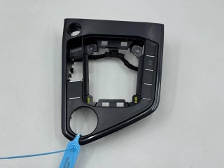 Рамка обрамление кулисы Volkswagen Tiguan 2 2020-2024, 5NB864263