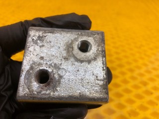 Петля двери задней левая верхняя, ориг. номер 7L0833401A, Volkswagen Touareg 7L6 2002-2007