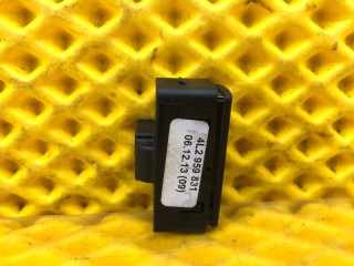 Кнопка открывания багажника, ориг. номер 4L2959831, Audi Q7 4LB 2009-2015