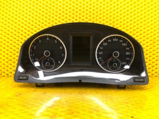Панель приборов Volkswagen Tiguan 5N1 2011-2019