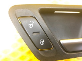 Ручка двери внутренняя правая передняя, ориг. номер 5N2837114G, Volkswagen Tiguan 5N1 2011-2019