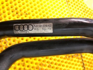 Патрубок системы охлаждения, ориг. номер 7L8121070AD, Audi Q7 4LB 2009-2015