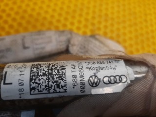 Шторка левая, ориг. номер 3C8880741B, Volkswagen Passat CC Седан 2008-2012