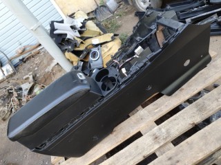 Подлокотник+центральная консоль, ориг. номер EG2164441, Mazda CX-7 ER 2006-2009