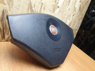 Подушка безопаснности передняя левая, ориг. номер 1001747900, Fiat Albea Седан 2005-2012