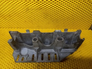 Кронштейн впускного коллектора, ориг. номер 7700110112, Renault Duster