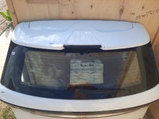 Стопсигнал дополнительный, ориг. номер 605000776AA, Chery Tiggo 9 T26