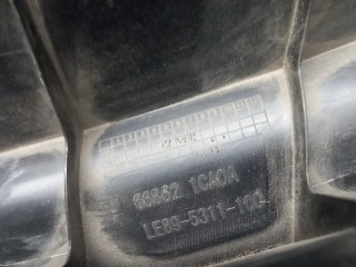 Жабо правая часть правое, ориг. номер 668621CA0A, Infiniti QX70 S51 2013-2018