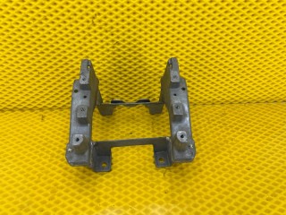 Кронштейн крепления подлокотника, ориг. номер 7L0863345, Volkswagen Touareg 7L6 2002-2007