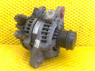 Генератор, ориг. номер 270600T031, Toyota Corolla 150 2006-2010