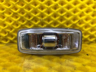 Повторитель поворота передний Nissan Fuga Y50 2004-2007