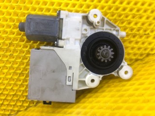 Моторчик стеклоподъемника передней правой двери, ориг. номер 7M5T14B533CB, Ford Focus 2 2004-2008