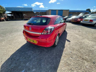 Opel Astra GTC H [рестайлинг] 2008г. 1.6 л., Z 16 XER - фото №4