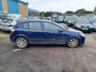 Opel Astra H 2004г. 1.6 л., Z 16 XEP - фото №9