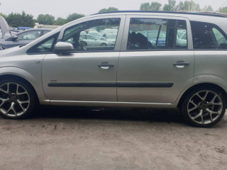 Opel Zafira B 2007г. 1.6 л., Z 16 XE1 - фото №3