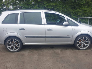Opel Zafira B 2007г. 1.6 л., Z 16 XE1 - фото №4