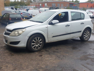 Opel Astra Family/H [рестайлинг] 2009г. 1.7 л., Z 17 DTH - фото №1