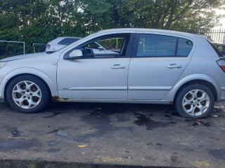 Opel Astra H 2006г. 1.6 л., Z 16 XEP - фото №3