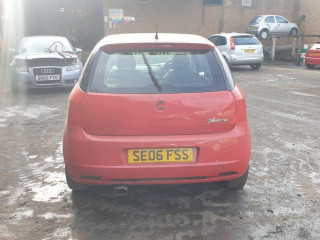 Fiat Punto 3 поколение Grande Punto 2006г. 1.9 л., 199 A5.000 - фото №10