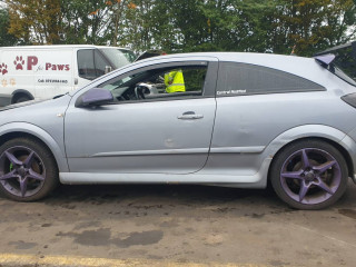 Opel Astra GTC H [рестайлинг] 2009г. 1.8 л., Z 18 XER - фото №2